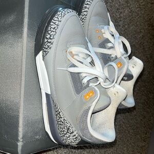 Jordan cool grey 3’s